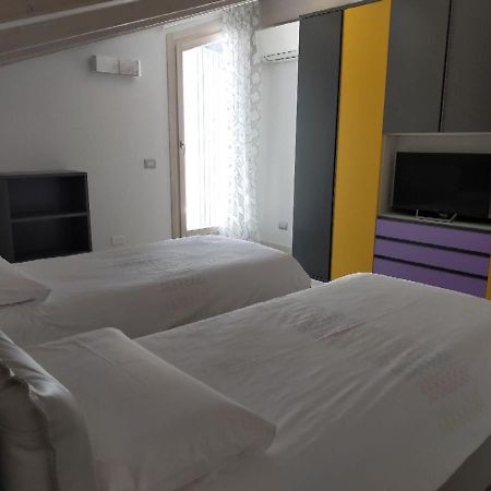 Sweet Dream Deluxe Apartment Sirmione Extérieur photo