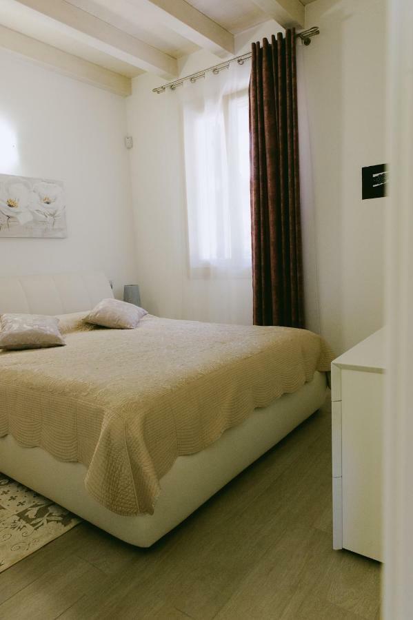 Sweet Dream Deluxe Apartment Sirmione Extérieur photo